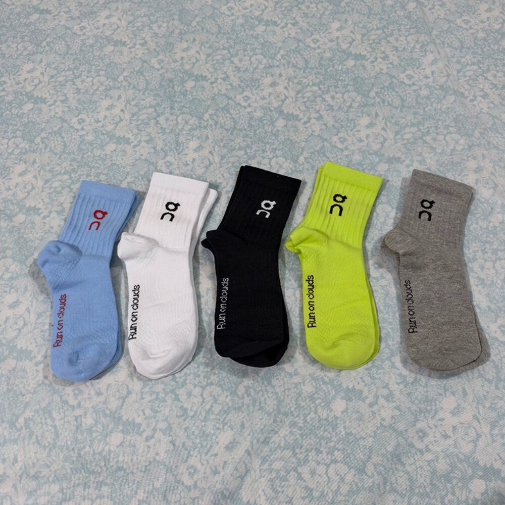On Running Men's Mid-Cut Socks 5-Pack